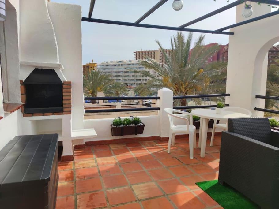 Apartamento Maika Benalsun Pueblo Evita ベナルマデナ エクステリア 写真